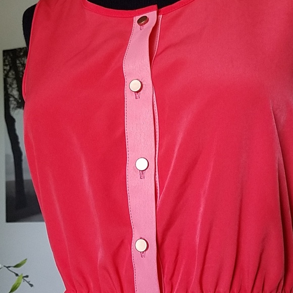 Bright pink dress - Picture 2 of 5